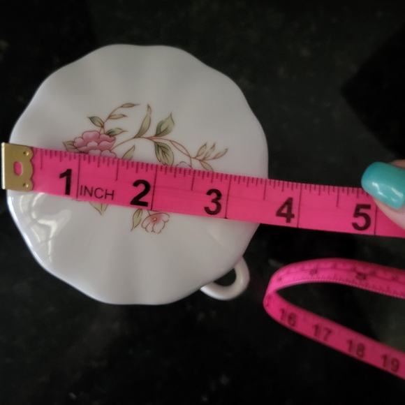 Vintage FTDA Bouquet of Hearts Porcelain Tea Canister with Spoon, Kitchen Decor - Picture 8 of 8